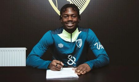 格林三节26分火箭大胜开拓者 骑士力克森林狼.